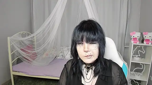 RamonaKlein online show from 11.30.25