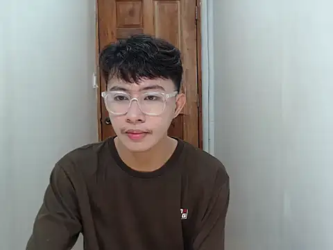 asiantwink0000 online show from 12.21.25