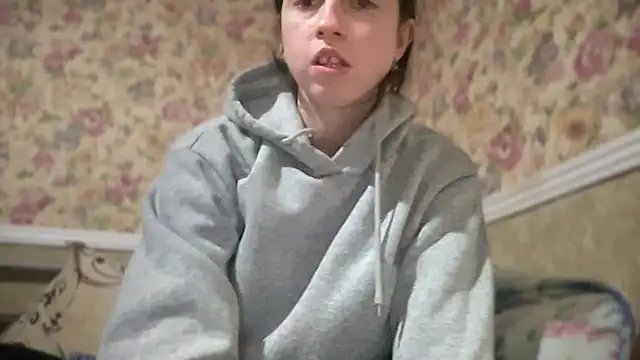 Snapshot of Aphr0ditee chatting on 05.01.26 Aphr0ditee online show from 05.01.26