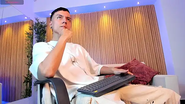 Bastthianxxx online show from 12.03.25