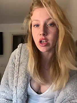 Snapshot of RosieLovexoxx chatting on 01.06.26 RosieLovexoxx online show from 01.06.26