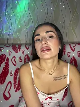 Snapshot of MonikaSi chatting on 02.18.26 MonikaSi online show from 02.18.26