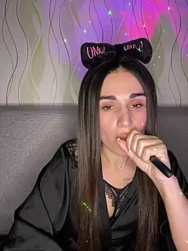 Snapshot of MonikaSi chatting on 02.28.26 MonikaSi online show from 02.28.26