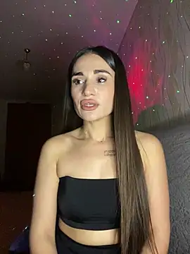 Snapshot of MonikaSi chatting on 03.02.26 MonikaSi online show from 03.02.26