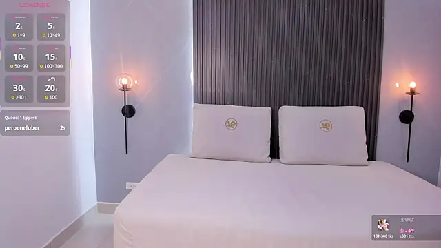 Snapshot of evony_becker_ chatting on 11.28.25 evony becker online show from 11.28.25