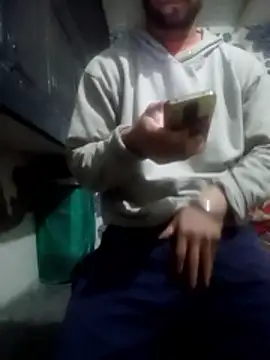 Snapshot of Fitboy07 chatting on 01.12.26 Fitboy07 online show from 01.12.26