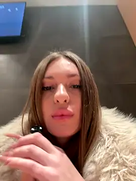 MilenaLuxury online show from 12.04.25