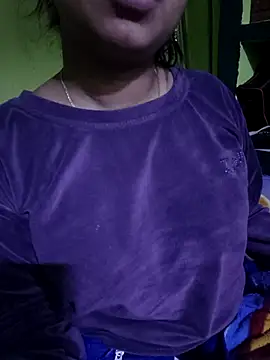 Snapshot of Swara1998 chatting on 12.02.25 Swara1998 online show from 12.02.25