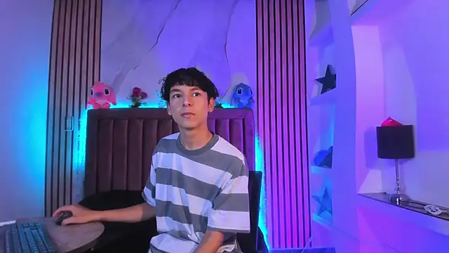 Snapshot of SthepanodiMonaco chatting on 01.07.26 SthepanodiMonaco online show from 01.07.26