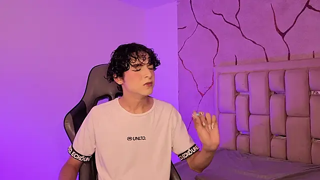 Snapshot of SthepanodiMonaco chatting on 02.26.26 SthepanodiMonaco online show from 02.26.26