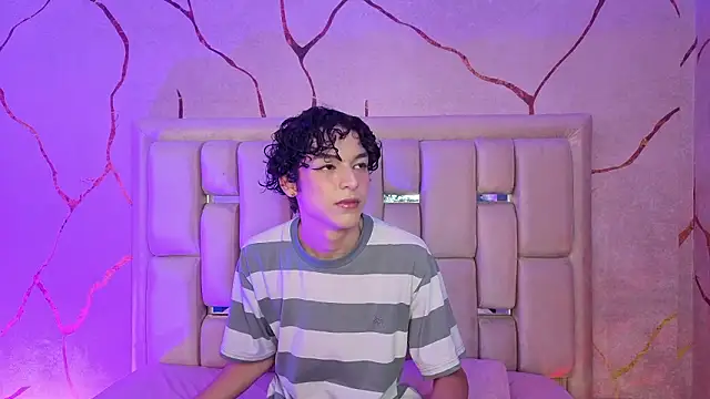 SthepanodiMonaco online show from 03.19.26