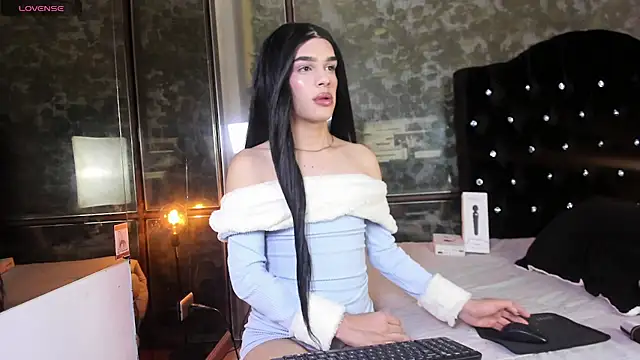 Snapshot of Princess_Valeryy chatting on 12.01.25 Princess Valeryy online show from 12.01.25