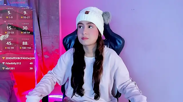 AntonellaLeon  online show from 12.17.25