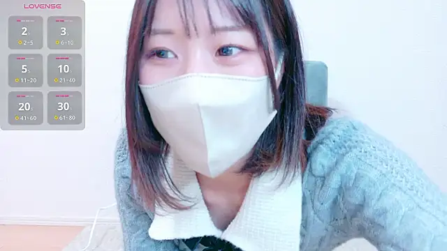 Snapshot of LUNA_BABY25 chatting on 12.15.25 LUNA BABY25 online show from 12.15.25