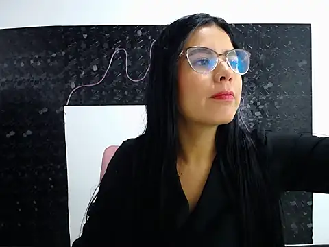 Alanaa Sweet- online show from 11.30.25