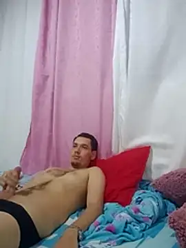 CrownedScrumpy 1 online show from 12.02.25