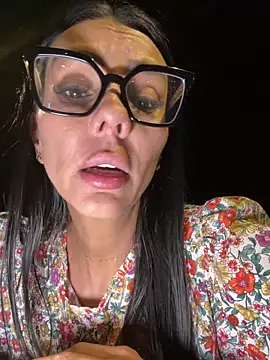 Snapshot of SofhiaTaylor chatting on 02.03.26 SofhiaTaylor online show from 02.03.26