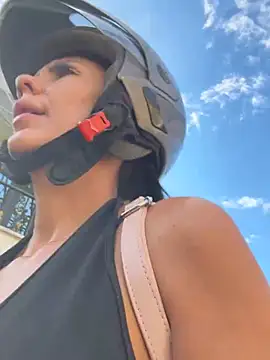 Snapshot of SofhiaTaylor chatting on 02.03.26 SofhiaTaylor online show from 02.03.26