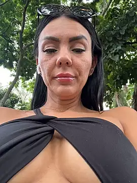 Snapshot of SofhiaTaylor chatting on 02.04.26 SofhiaTaylor online show from 02.04.26