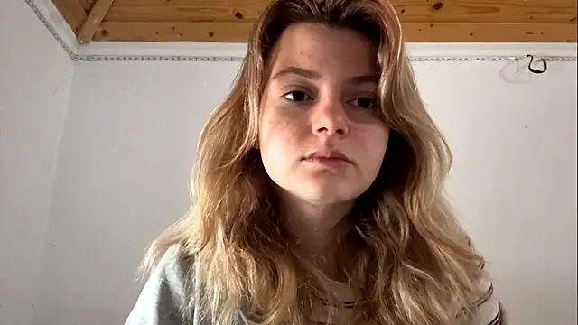 Snapshot of AlanaPostell chatting on 11.30.25 AlanaPostell online show from 11.30.25