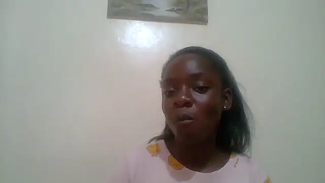 Snapshot of cutest_ebony chatting on 12.16.25 cutest ebony online show from 12.16.25