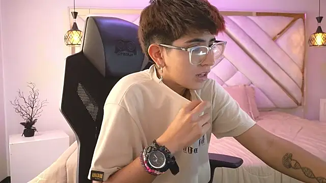 valeryevansvg online show from 11.28.25