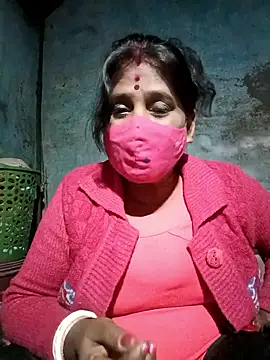 Snapshot of me-pari-hu chatting on 01.13.26 me-pari-hu online show from 01.13.26