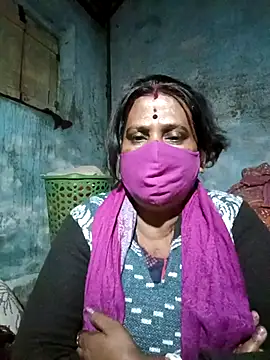 Snapshot of me-pari-hu chatting on 01.17.26 me-pari-hu online show from 01.17.26