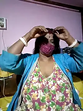 Snapshot of me-pari-hu chatting on 02.03.26 me-pari-hu online show from 02.03.26