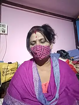 Snapshot of me-pari-hu chatting on 02.05.26 me-pari-hu online show from 02.05.26