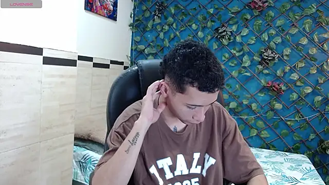 Snapshot of LucassSmith11 chatting on 04.18.26 LucassSmith11 online show from 04.18.26