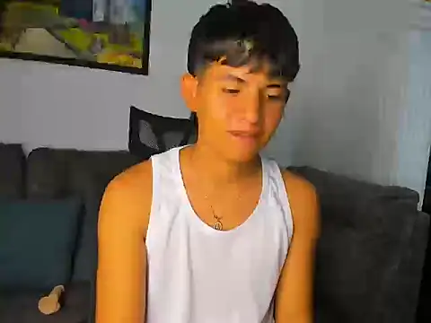 Mikke18 online show from 12.02.25