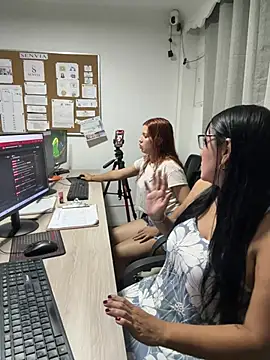 Snapshot of wildwhispers15 chatting on 01.15.26 wildwhispers15 online show from 01.15.26