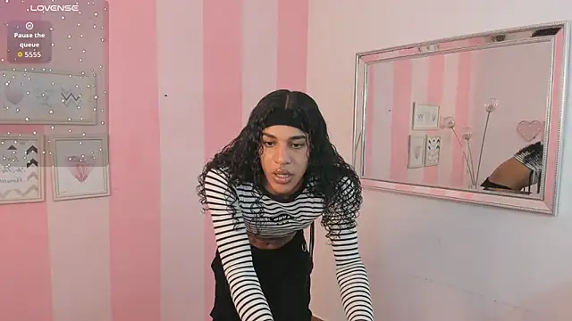 Snapshot of Amaia_Monroe chatting on 04.24.26 Amaia Monroe online show from 04.24.26