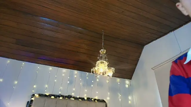 Brenda Tina online show from 12.04.25