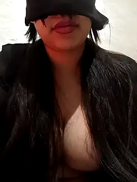 Amou-na online show from 11.30.25