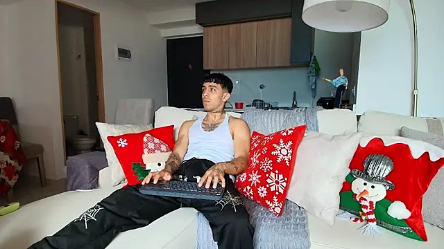 Snapshot of liorvante chatting on 01.06.26 liorvante online show from 01.06.26