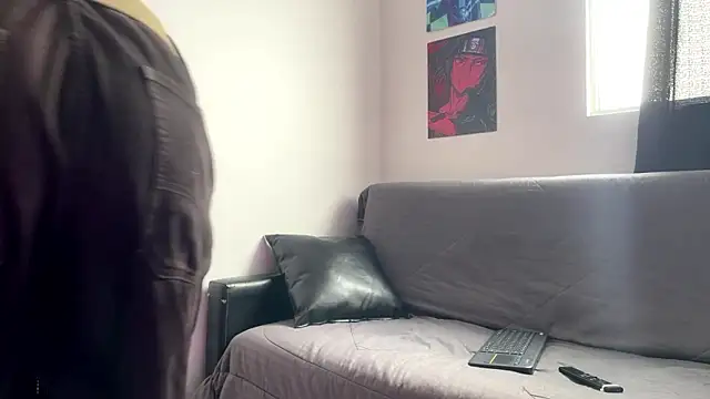 Snapshot of liorvante chatting on 02.15.26 liorvante online show from 02.15.26