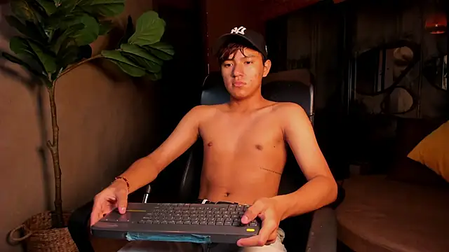 isaac grimm online show from 03.03.26