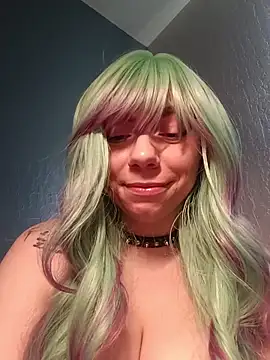 Snapshot of spunfoxxx chatting on 02.13.26 spunfoxxx online show from 02.13.26