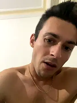 Snapshot of 3turkish6model9 chatting on 11.29.25 3turkish6model9 online show from 11.29.25