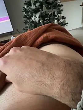 Tomlo-76700 online show from 11.29.25