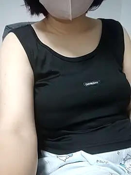 Snapshot of miniiceyya chatting on 02.12.26 miniiceyya online show from 02.12.26