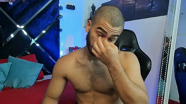 Franco banderas online show from 12.15.25