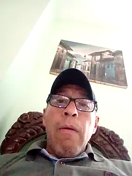 Snapshot of JRAdams23 chatting on 12.15.25 JRAdams23 online show from 12.15.25