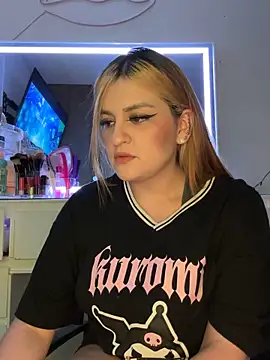 kira velour online show from 12.16.25