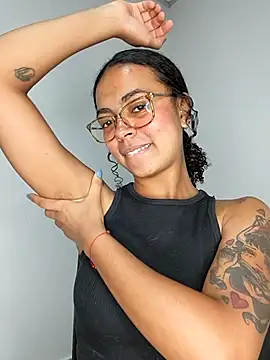   VioletaHeaven   online show from 03.04.26