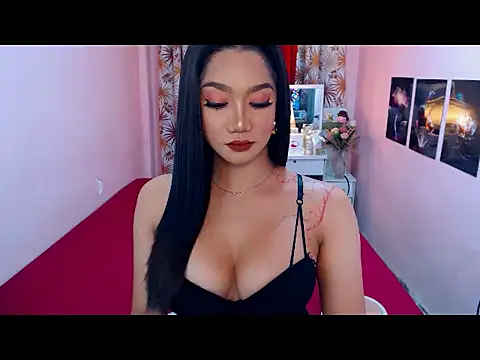 UrScreenGoddess online show from 04.22.26