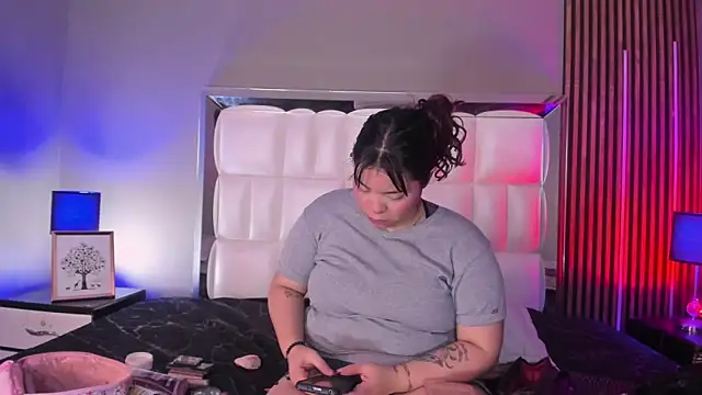 Snapshot of xCharlotte_20 chatting on 02.17.26 xCharlotte 20 online show from 02.17.26