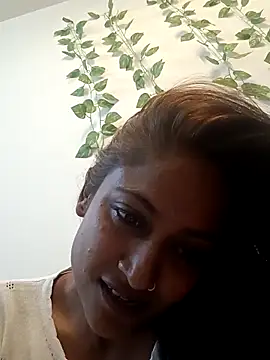 Snapshot of dusky_diva_d chatting on 02.01.26 dusky diva d online show from 02.01.26